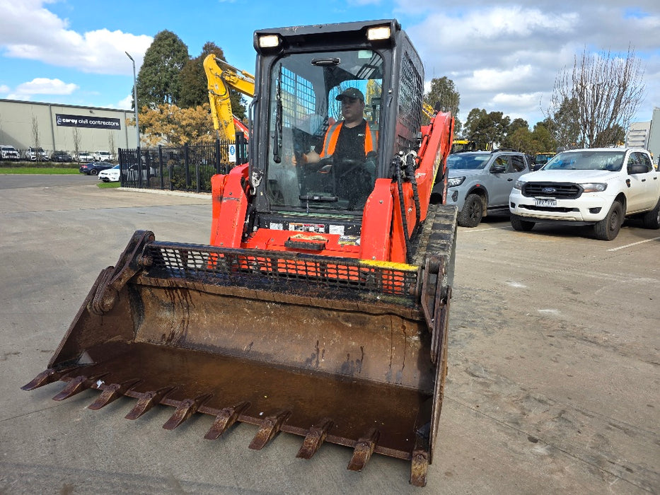 2023 KUBOTA SVL75-2 TRACK LOADER (L86) WITH HI-FLOW, 4 IN 1 BUCKET, 1370 HOURS