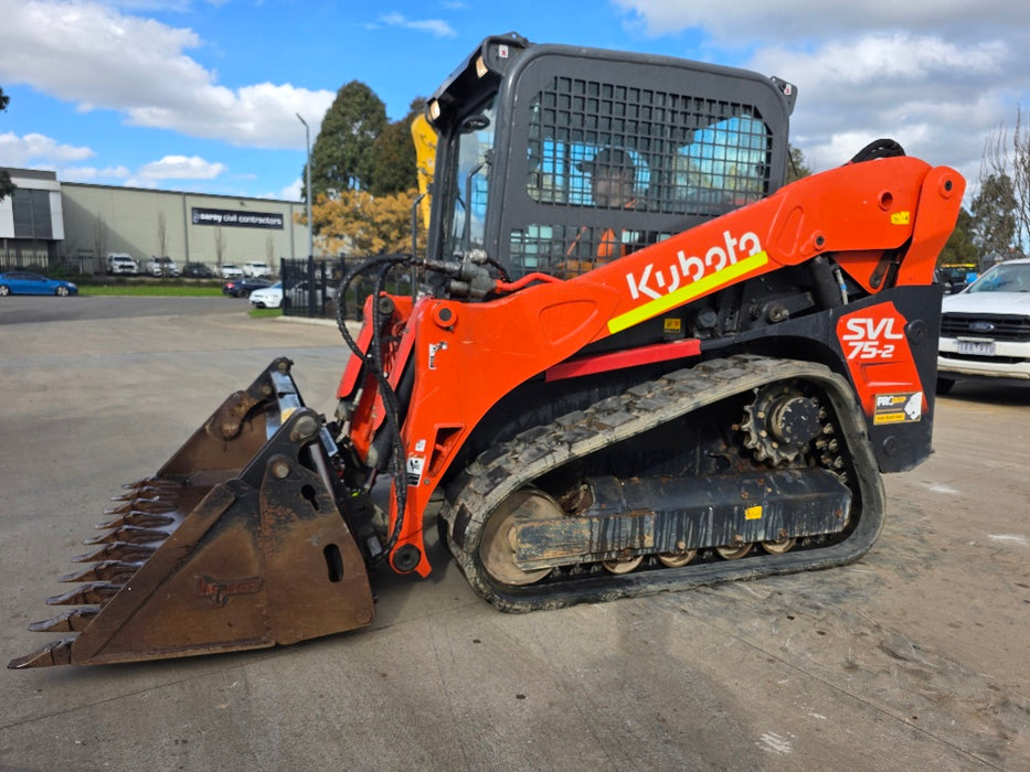 2023 KUBOTA SVL75-2 TRACK LOADER (L86) WITH HI-FLOW, 4 IN 1 BUCKET, 1370 HOURS