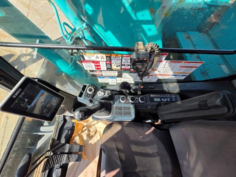2021 KOBELCO SK135SR-7 15T EXCAVATOR (E474) WITH HITCH, BUCKETS AND 4920 HRS
