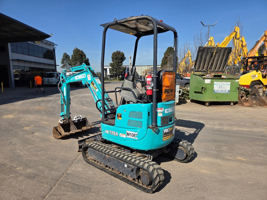 2022 KOBELCO SK17SR-6 1.7T EXCAVATOR (M1087) WITH HITCH, BUCKETS AND 805 HOURS