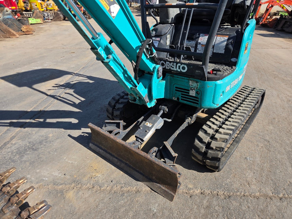 2022 KOBELCO SK17SR-6 1.7T EXCAVATOR (M1087) WITH HITCH, BUCKETS AND 805 HOURS