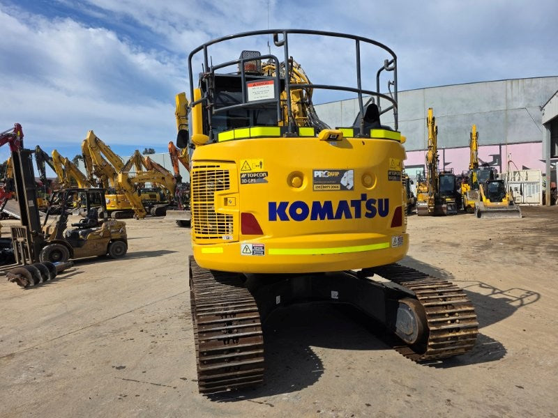 2021 KOMATSU PC138US-11 15T EXCAVATOR (E352) WITH TILT, BUCKETS AND 3080 HRS