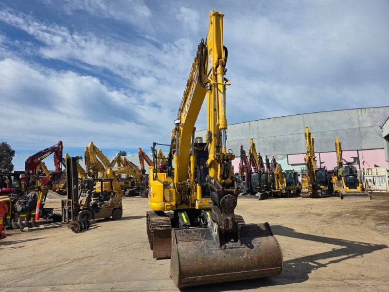 2021 KOMATSU PC138US-11 15T EXCAVATOR (E352) WITH TILT, BUCKETS AND 3080 HRS