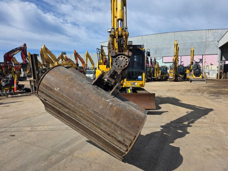 2021 KOMATSU PC138US-11 15T EXCAVATOR (E352) WITH TILT, BUCKETS AND 3080 HRS