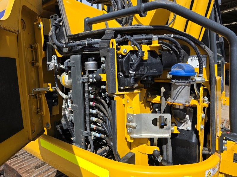 2021 KOMATSU PC138US-11 15T EXCAVATOR (E352) WITH TILT, BUCKETS AND 3080 HRS