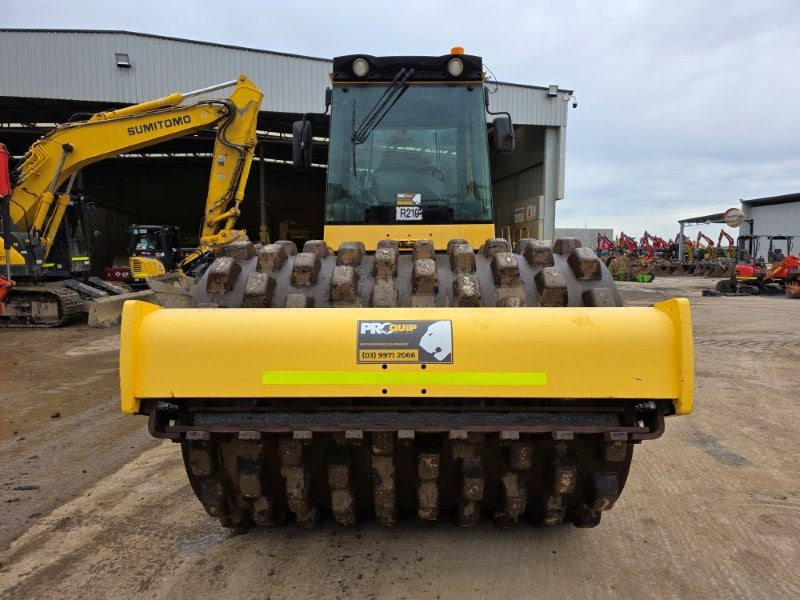 2013 BOMAG BW213PDH-4 13T PADFOOT ROLLER (R210) WITH 3940 HOURS
