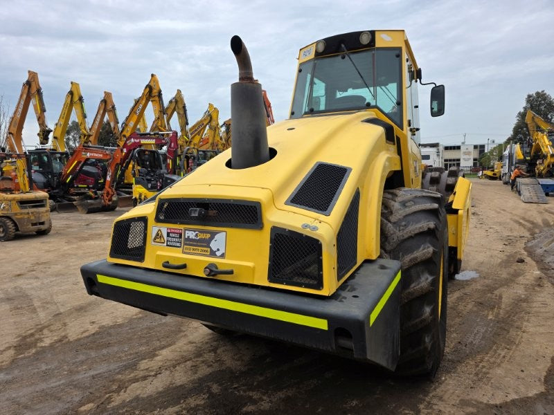 2013 BOMAG BW213PDH-4 13T PADFOOT ROLLER (R210) WITH 3940 HOURS
