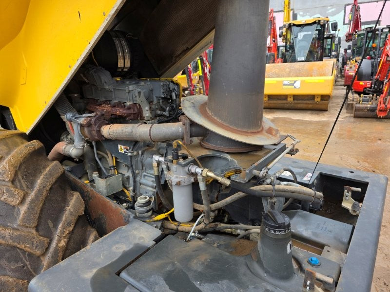 2013 BOMAG BW213PDH-4 13T PADFOOT ROLLER (R210) WITH 3940 HOURS
