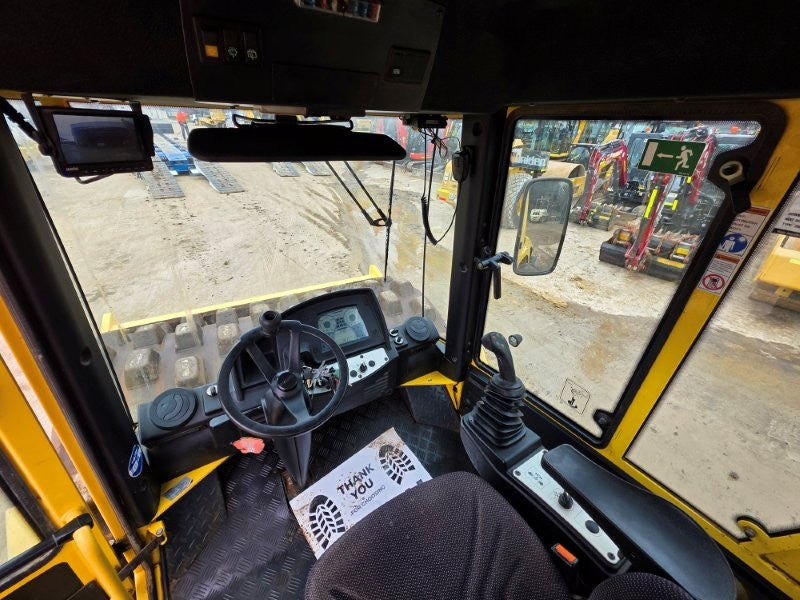 2013 BOMAG BW213PDH-4 13T PADFOOT ROLLER (R210) WITH 3940 HOURS
