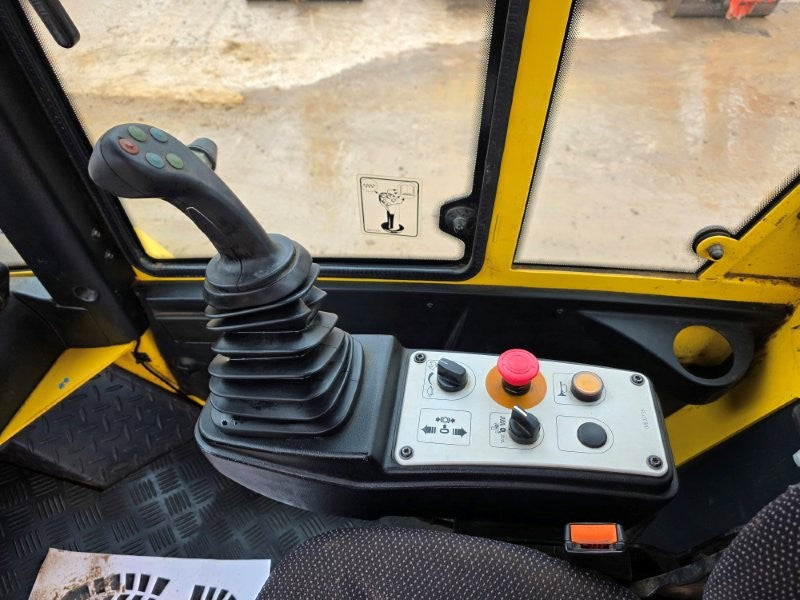 2013 BOMAG BW213PDH-4 13T PADFOOT ROLLER (R210) WITH 3940 HOURS