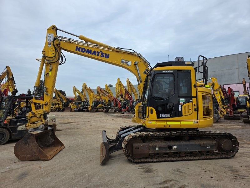 2022 KOMATSU PC138US-11 15T EXCAVATOR (E374) WITH TILT HITCH AND 3335 HOURS