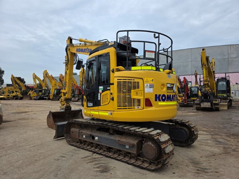 2022 KOMATSU PC138US-11 15T EXCAVATOR (E374) WITH TILT HITCH AND 3335 HOURS