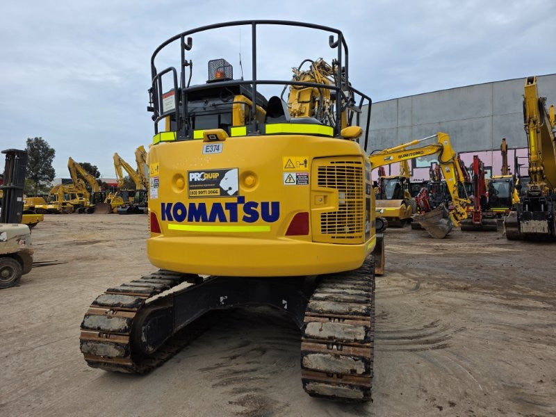 2022 KOMATSU PC138US-11 15T EXCAVATOR (E374) WITH TILT HITCH AND 3335 HOURS