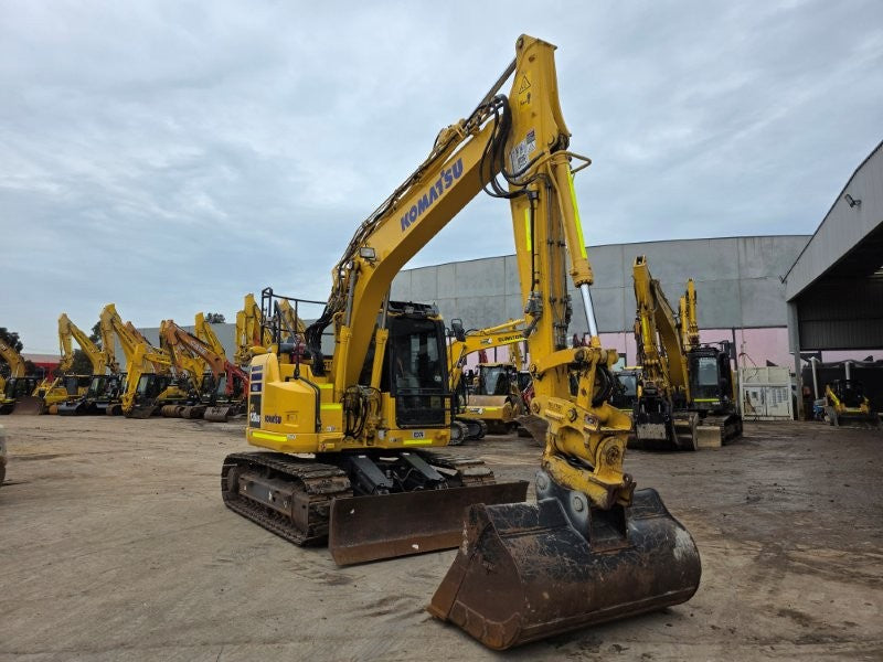 2022 KOMATSU PC138US-11 15T EXCAVATOR (E374) WITH TILT HITCH AND 3335 HOURS