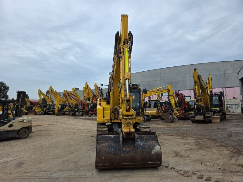 2022 KOMATSU PC138US-11 15T EXCAVATOR (E374) WITH TILT HITCH AND 3335 HOURS