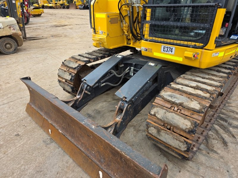 2022 KOMATSU PC138US-11 15T EXCAVATOR (E374) WITH TILT HITCH AND 3335 HOURS