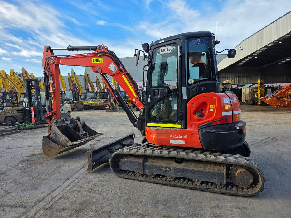 2022 KUBOTA U55-4 5.5T EXCAVATOR (M815) WITH A/C CAB, HITCH, BUCKETS AND 2295 HOURS