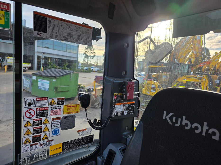 2022 KUBOTA U55-4 5.5T EXCAVATOR (M815) WITH A/C CAB, HITCH, BUCKETS AND 2295 HOURS
