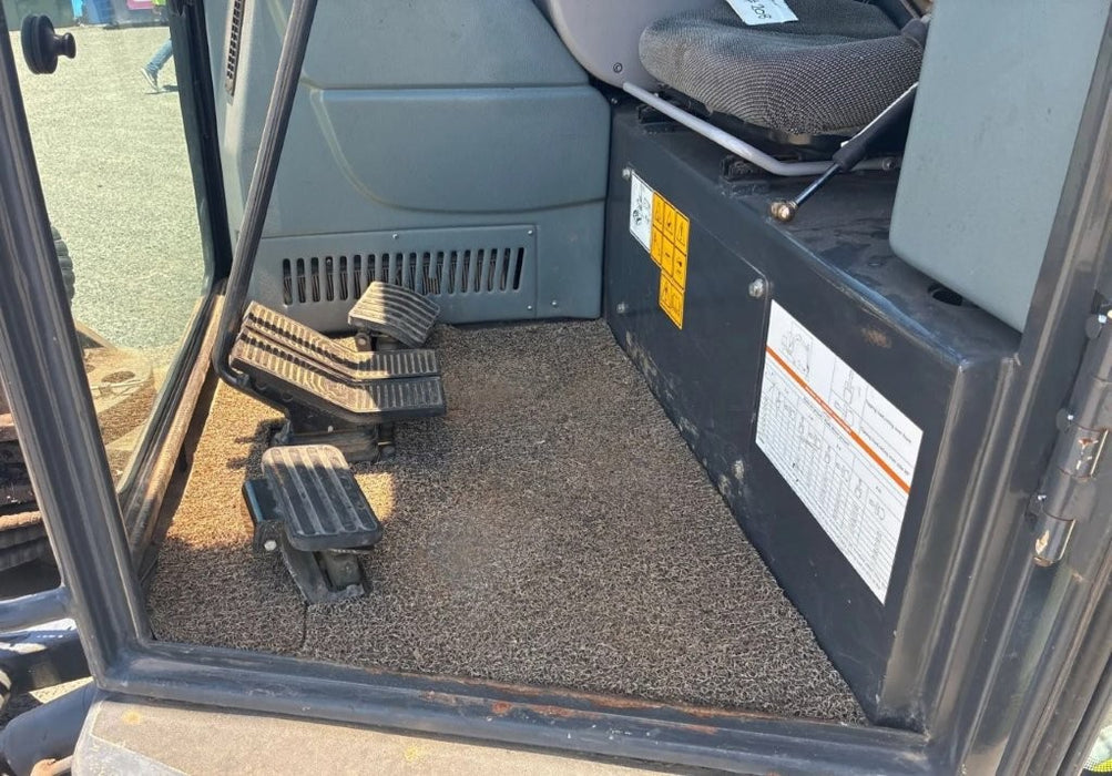 2022 YUCHAI YC35SR 3.8T EXCAVATOR WITH TILT HITCH, BUCKETS, A/C CAB, 785 HOURS