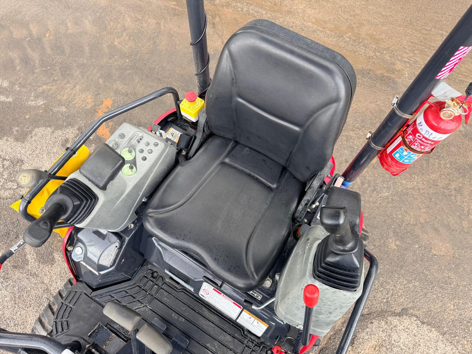 2024 YANMAR VIO17 1.7T EXCAVATOR (EX221) WITH HITCH, BUCKETS AND 1020 HOURS