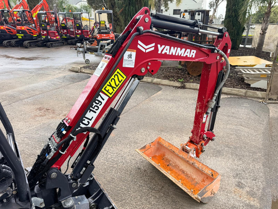 2024 YANMAR VIO17 1.7T EXCAVATOR (EX221) WITH HITCH, BUCKETS AND 1020 HOURS