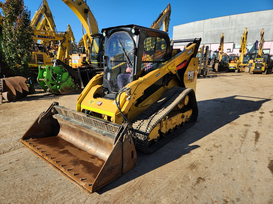 USED 2021 CAT 299D3 XE HI-FLOW TRACK LOADER WITH 2000 HRS (L48)