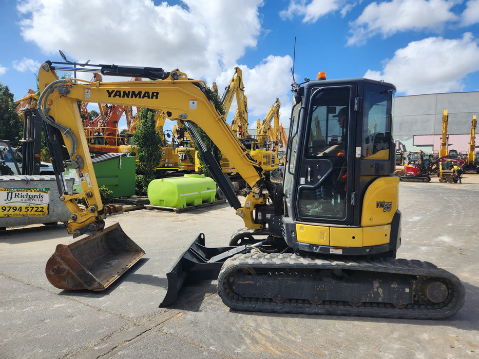 2021 YANMAR VIO55-6 5.6T EXCAVATOR (EX122) WITH RAIL SPEC AND 2350 HOURS