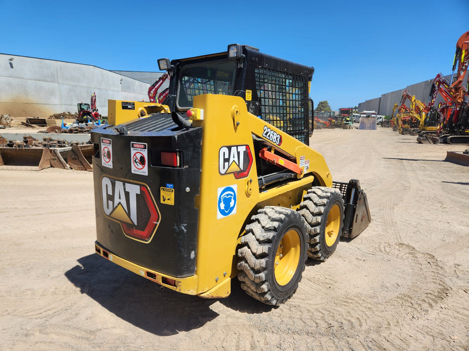 2022 CAT 226B3 SKID STEER LOADER WITH FULL A/C CAB, CIVIL SPEC AND LOW 556 HRS