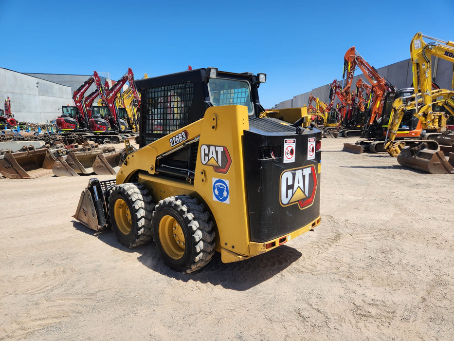 2022 CAT 226B3 SKID STEER LOADER WITH FULL A/C CAB, CIVIL SPEC AND LOW 556 HRS