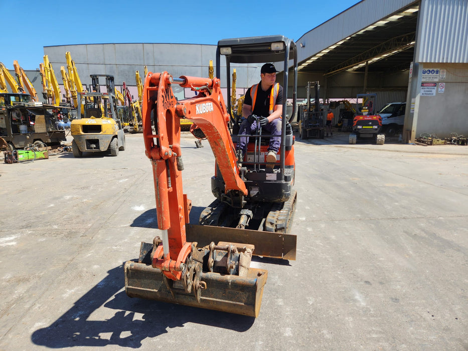 2020 KUBOTA U17-3 1.7T EXCAVATOR (E130) WITH HITCH, BUCKETS AND 1278 HOURS