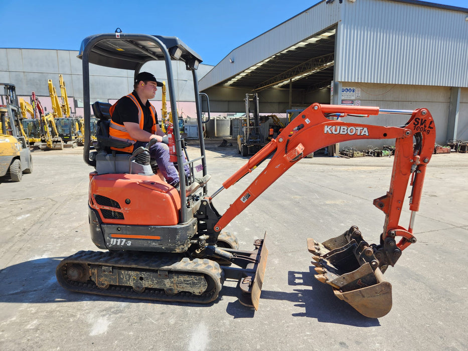 2020 KUBOTA U17-3 1.7T EXCAVATOR (E130) WITH HITCH, BUCKETS AND 1278 HOURS