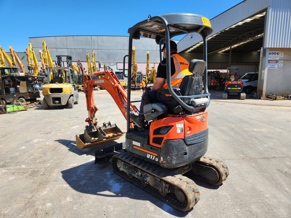 2020 KUBOTA U17-3 1.7T EXCAVATOR (E130) WITH HITCH, BUCKETS AND 1278 HOURS