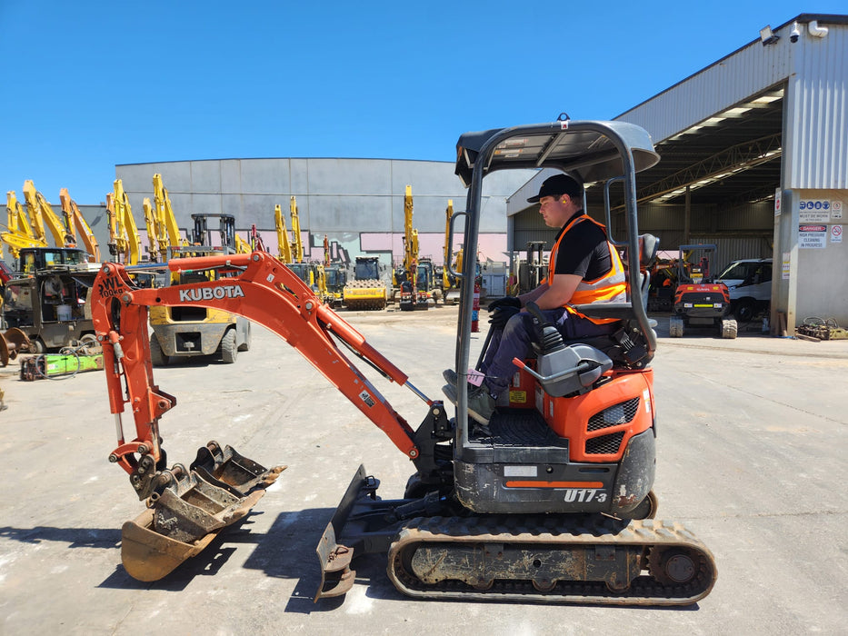 2020 KUBOTA U17-3 1.7T EXCAVATOR (E130) WITH HITCH, BUCKETS AND 1278 HOURS