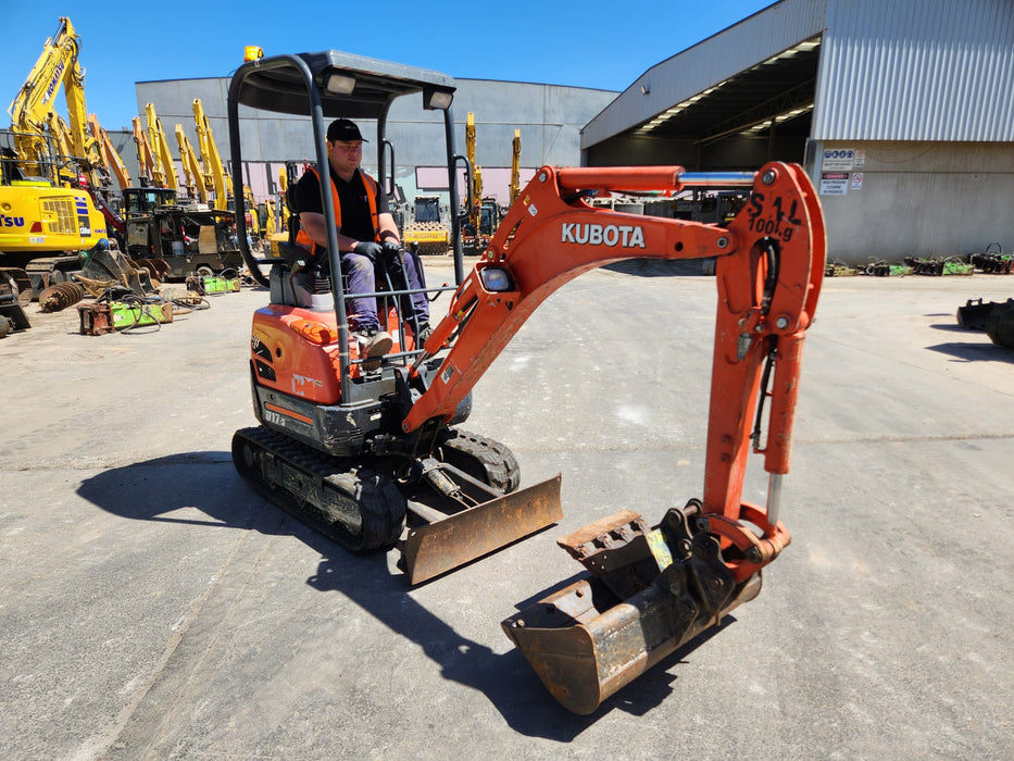 2020 KUBOTA U17-3 1.7T EXCAVATOR (E131) WITH HITCH, BUCKETS AND 1428 HOURS