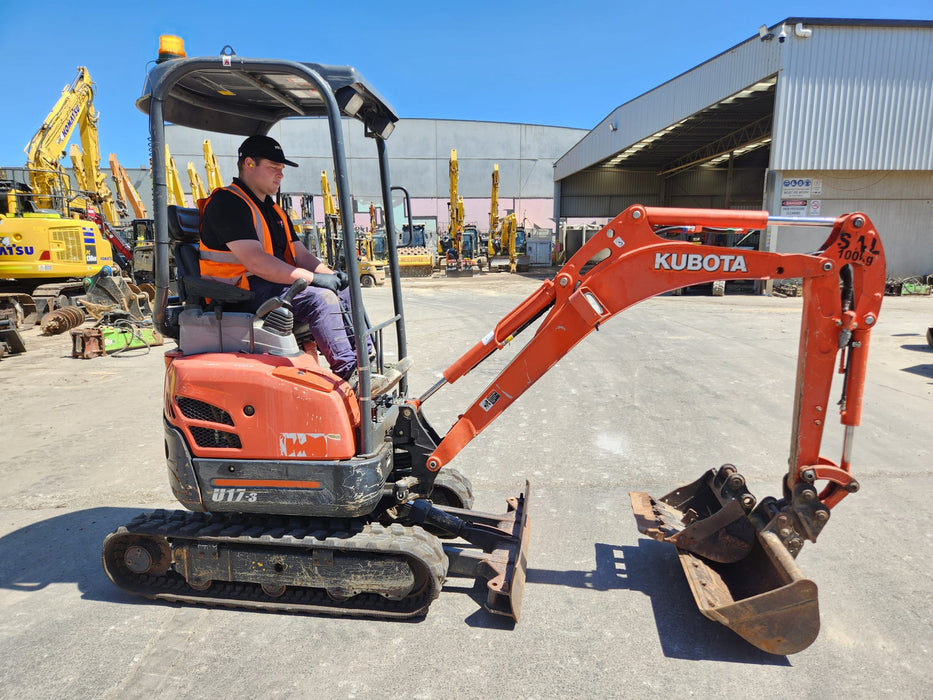 2020 KUBOTA U17-3 1.7T EXCAVATOR (E131) WITH HITCH, BUCKETS AND 1428 HOURS