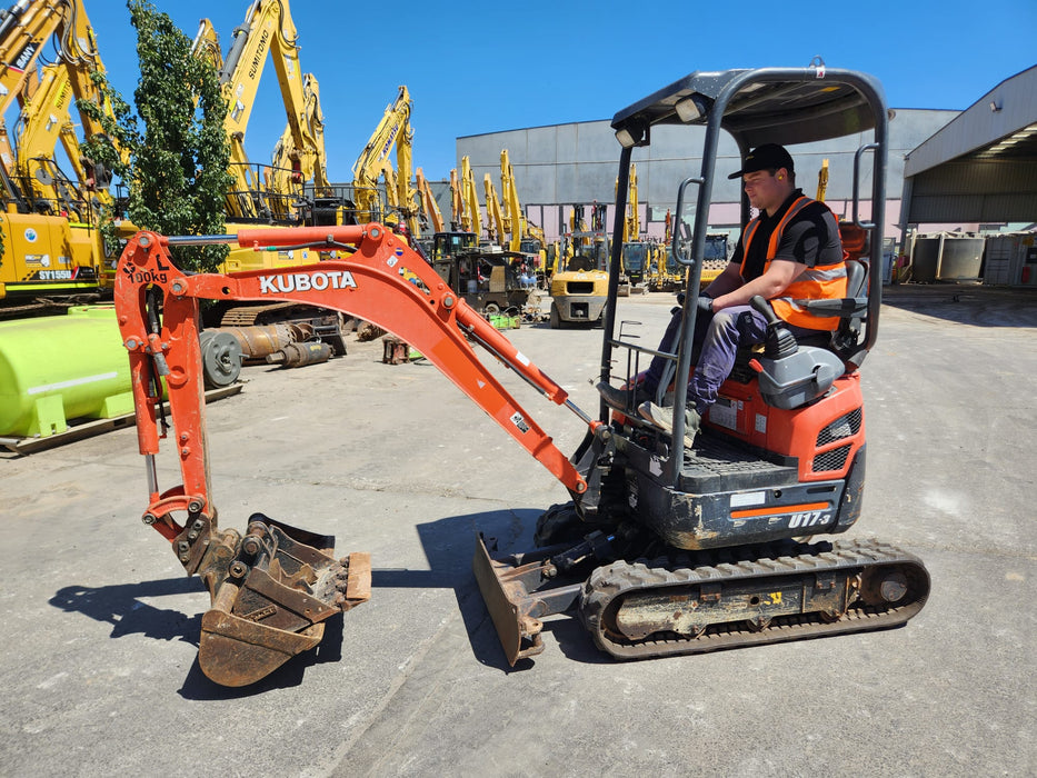 2020 KUBOTA U17-3 1.7T EXCAVATOR (E130) WITH HITCH, BUCKETS AND 1278 HOURS