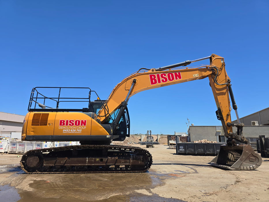 2019 CASE CX210C 21T EXCAVATOR WITH 3670 HOURS AND FULL SET BUCKETS