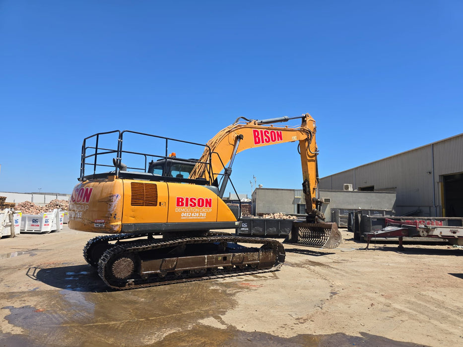 2019 CASE CX210C 21T EXCAVATOR WITH 3670 HOURS AND FULL SET BUCKETS