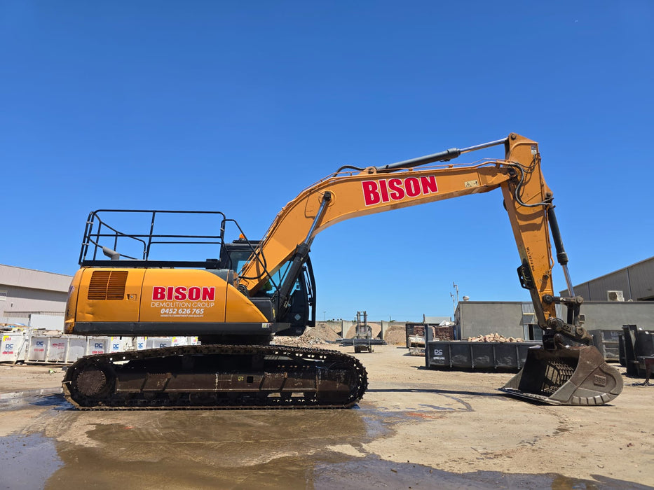 2019 CASE CX210C 21T EXCAVATOR WITH 3670 HOURS AND FULL SET BUCKETS