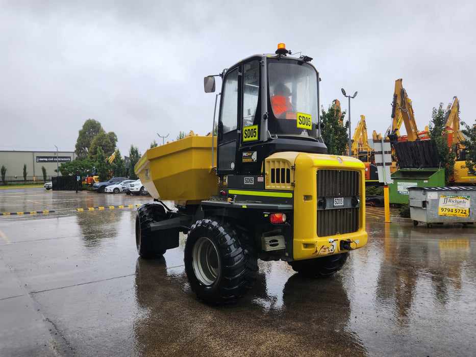 2017 WACKER NEUSON DW90 9T ARTICULATED SWIVEL SKIP DUMPER WITH 2550 HOURS