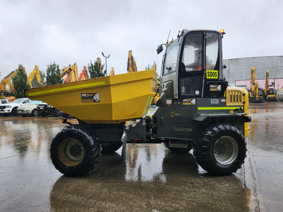 2017 WACKER NEUSON DW90 9T ARTICULATED SWIVEL SKIP DUMPER WITH 2550 HOURS