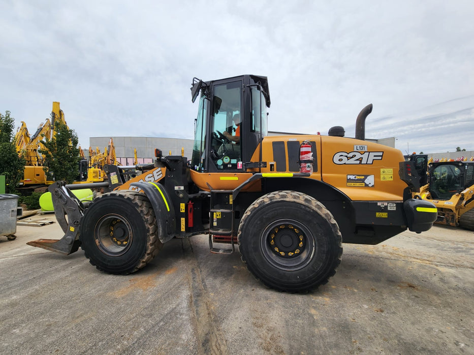 2020 CASE 621F 12T ARTIC WHEEL LOADER (L131) WITH HITCH, FORKS AND 2810 HOURS