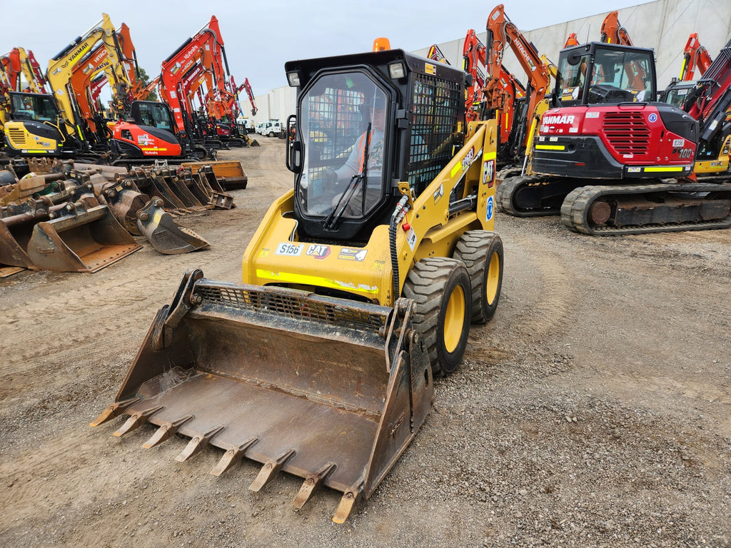 Caterpillar 2023 Cat 226B3 Skid Steer (S156) With 4 In 1 Bucket, Full Civil Spec And 320 Hrs