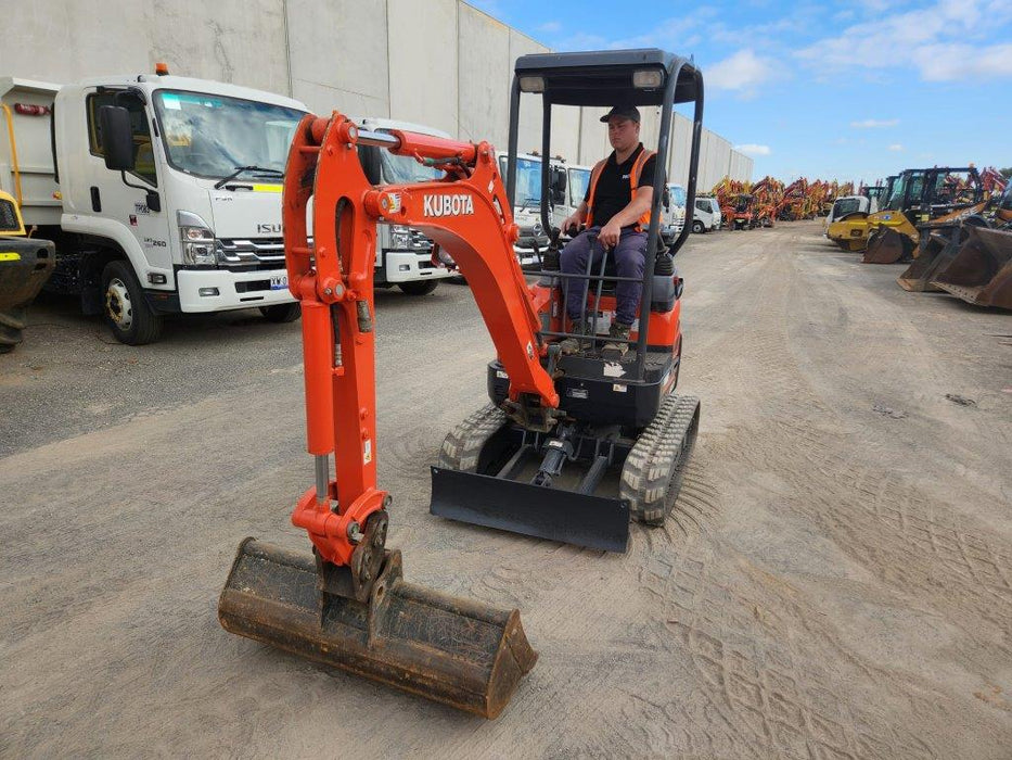 2020 KUBOTA U17-3 1.7T EXCAVATOR (E131) WITH HITCH, BUCKETS AND 1428 HOURS