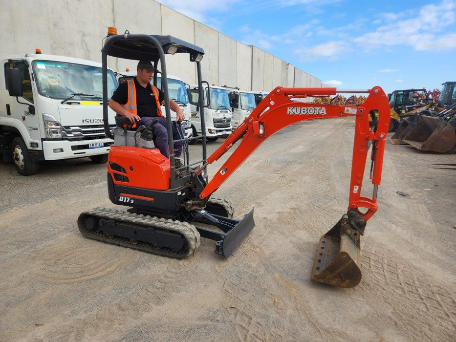 2020 KUBOTA U17-3 1.7T EXCAVATOR (E131) WITH HITCH, BUCKETS AND 1428 HOURS