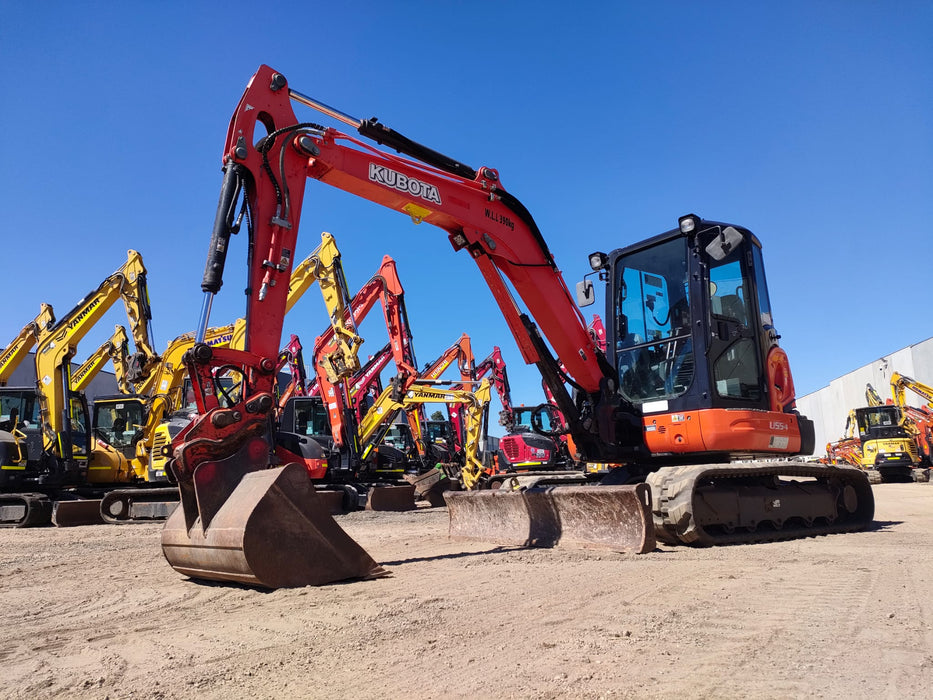 2017 KUBOTA U55-4 5.6T EXCAVATOR (M1075) WITH CAB, HITCH, BUCKETS, 3417 HRS