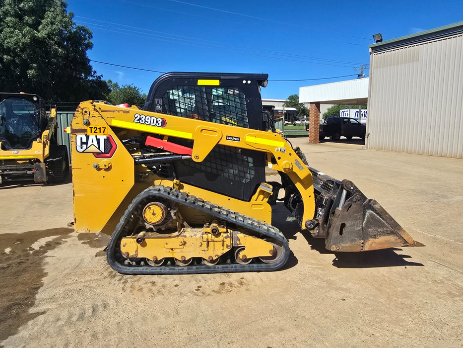 2019 CAT 239D3 TRACK LOADER (T686) WITH FULL CIVIL SPEC, 4 IN 1 AND 2180 HOURS