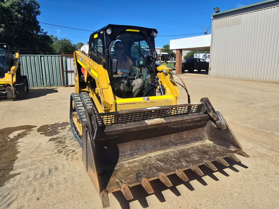 2019 CAT 239D3 TRACK LOADER (T686) WITH FULL CIVIL SPEC, 4 IN 1 AND 2180 HOURS