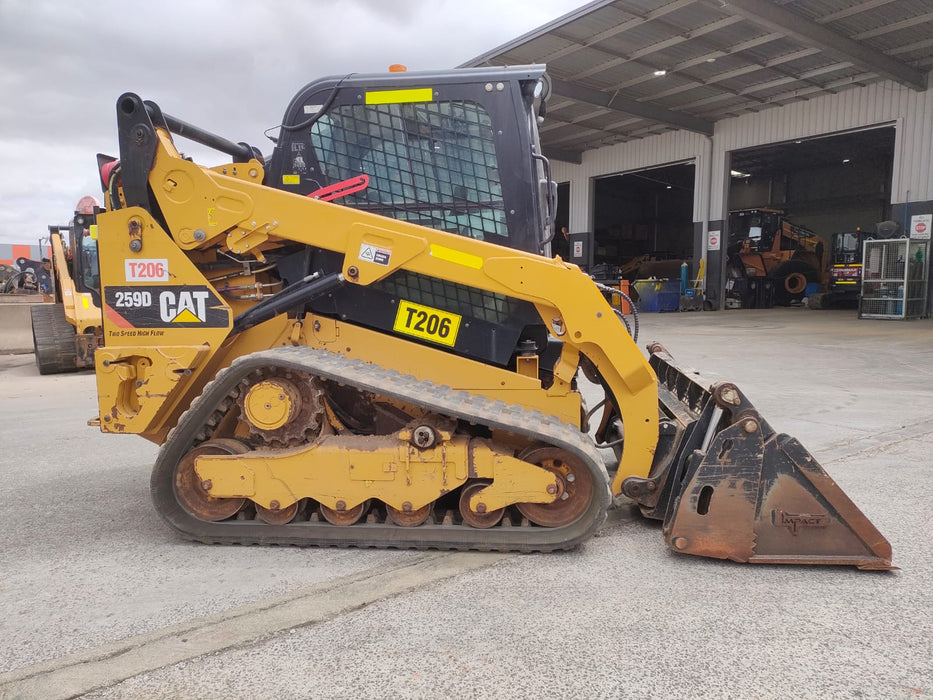 2018 CAT 259D TRACK LOADER (T683) WITH HI-FLOW, 4 IN 1 BUCKET AND 2640 HOURS