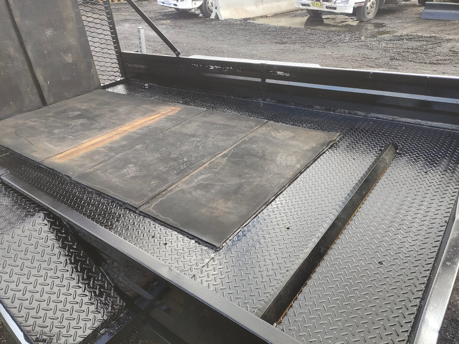 Full Width Rear Ramp USED 4.5T RATED STEEL PLANT TRAILER WITH FULL WIDTH REAR RAMP — Proquip
